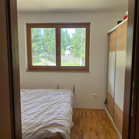 Apartman Izvor 자호리나